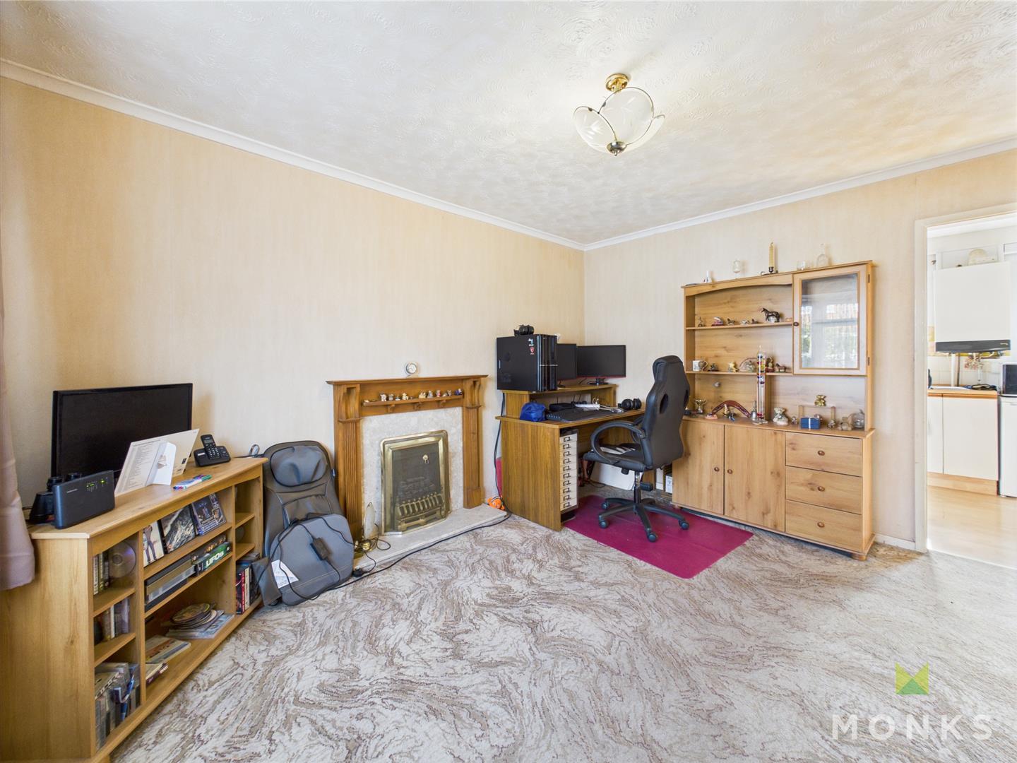 2 Campbell Close, Oswestry, SY11 2XW SSTC